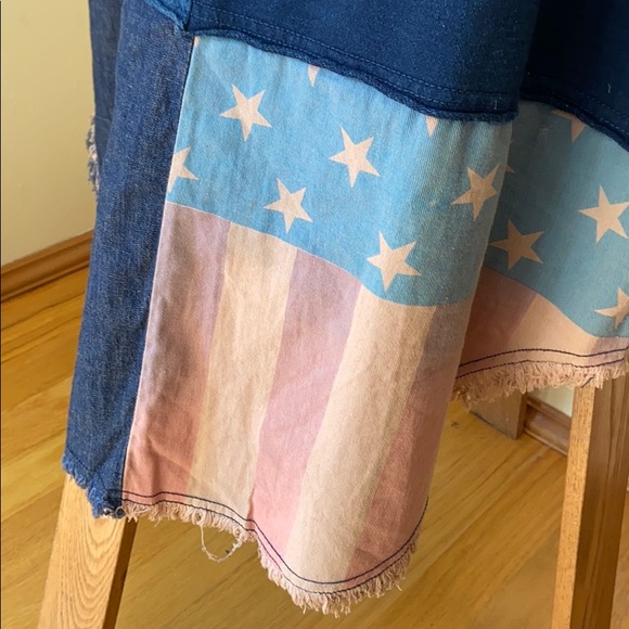 Mixed materials tunic, high-low hem tunic - Picture 3 of 5